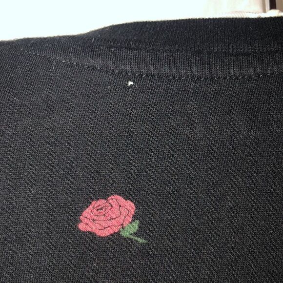 Aero L Cotton Black Rose Bud Short Sleeve Tee - Picture 11 of 11